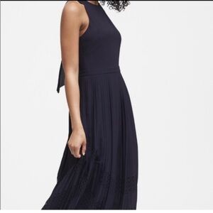 Banana Republic Navy midi length, Sleeveless Dress, Size 6.